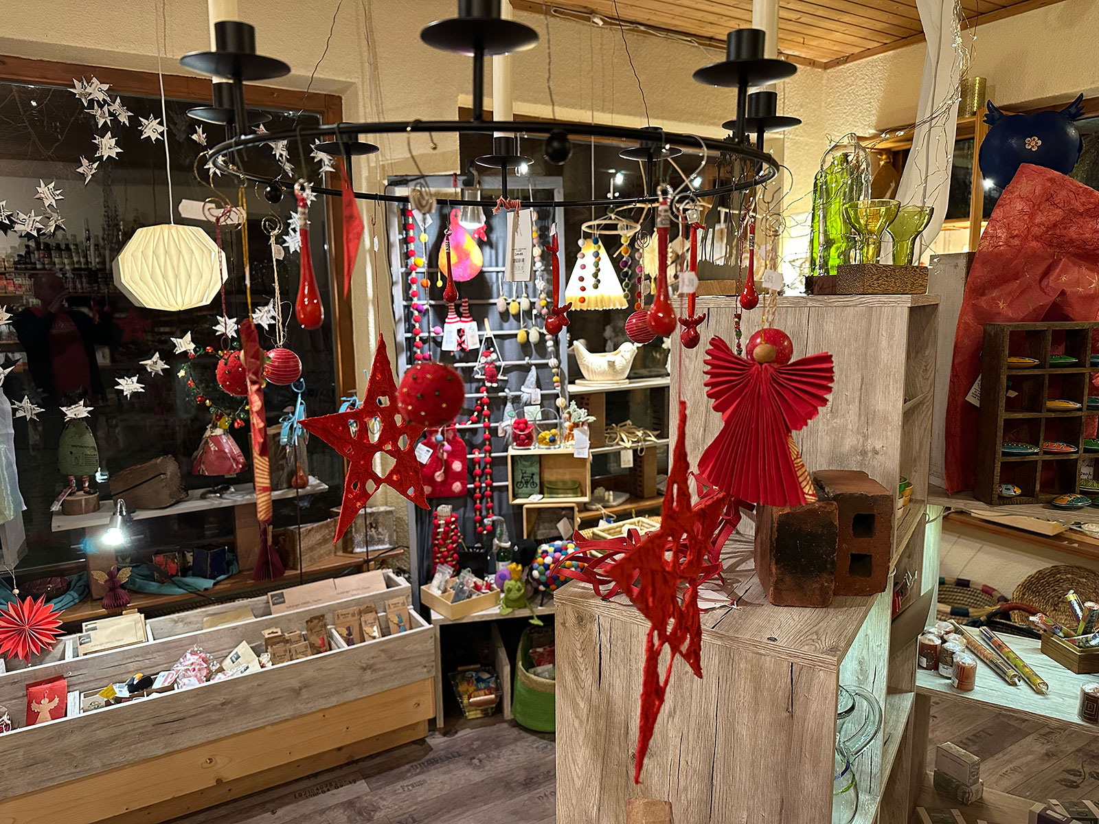 Eine Welt Weihnachtsladen 15