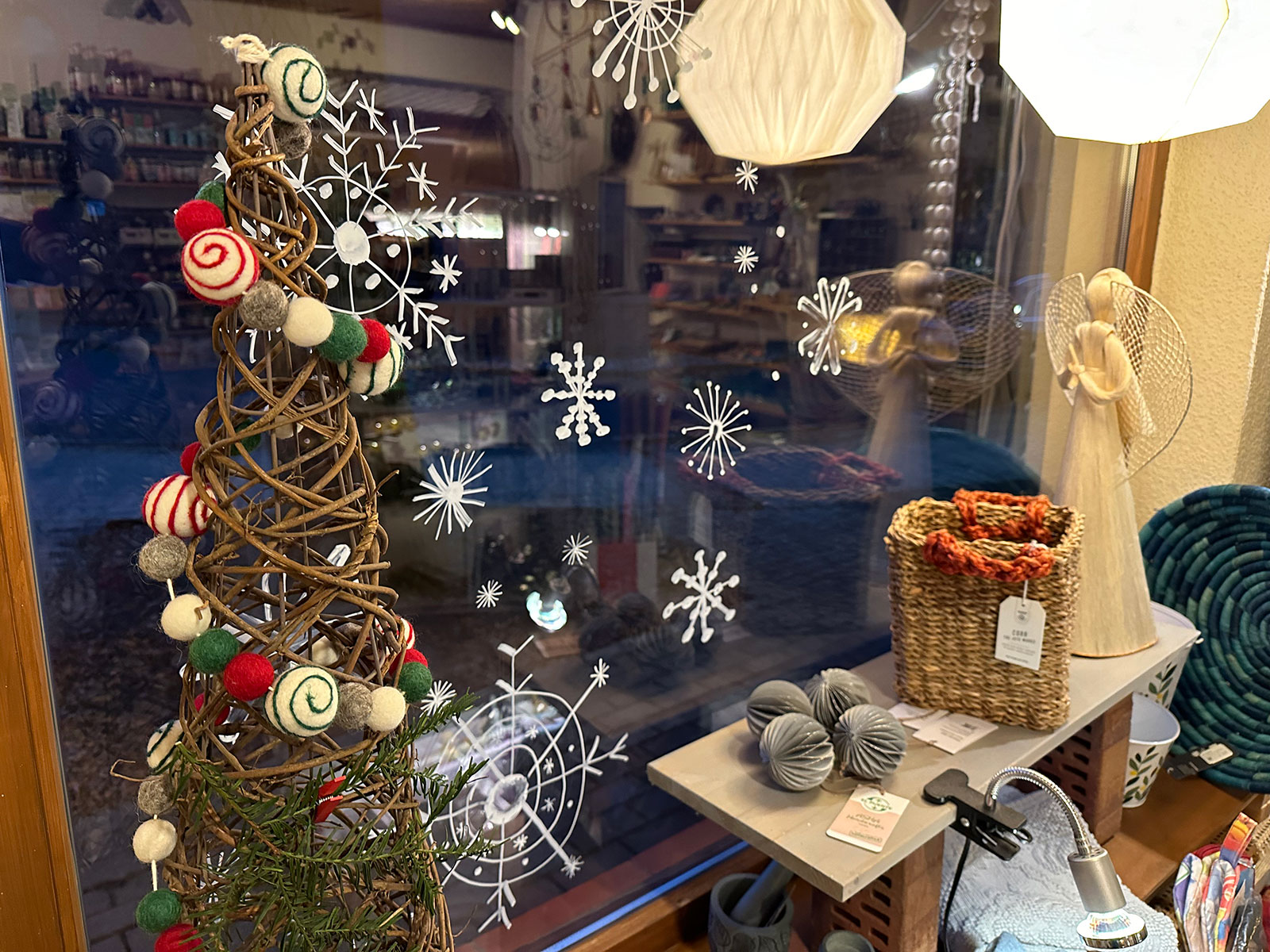 Eine Welt Weihnachtsladen 19
